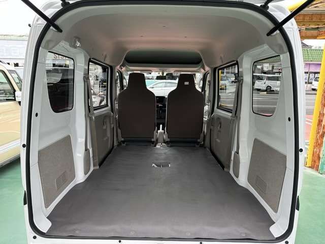 Suzuki EVERY 2022-11 195383-9