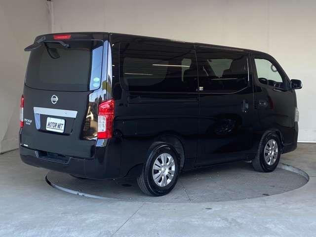 Nissan NV350 Caravan 2018-08 181466-10