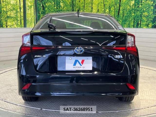 Toyota PRIUS 2020-09 282756-15