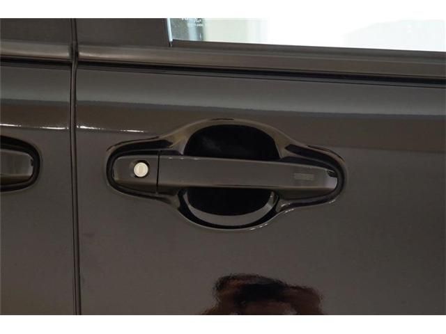 Toyota NOAH 2014-10 7930-27