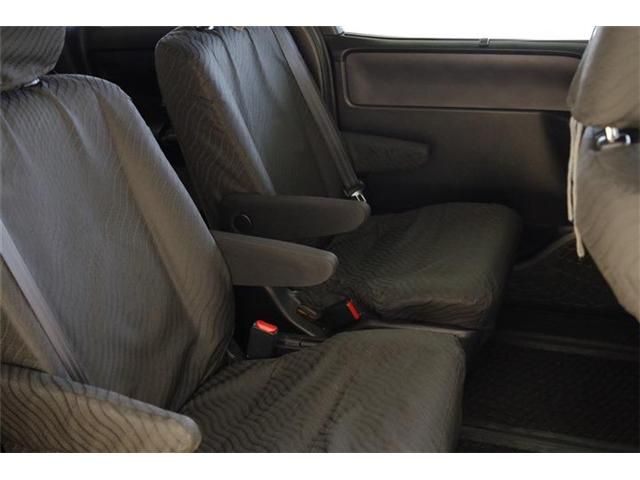Toyota NOAH 2014-10 7930-14