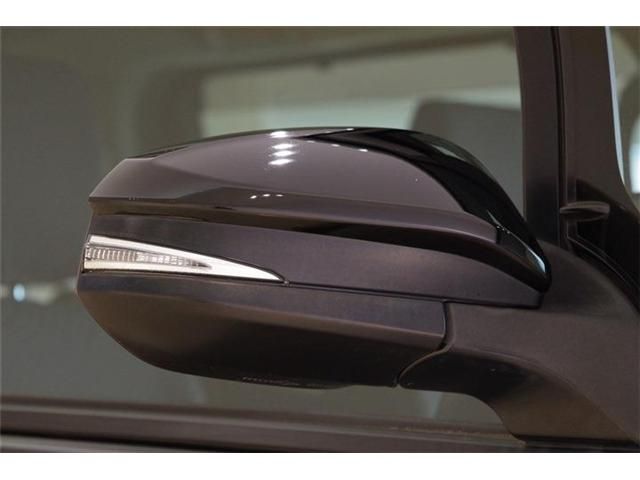 Toyota NOAH 2014-10 7930-26