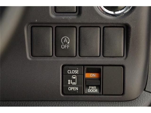 Toyota NOAH 2014-10 7930-4