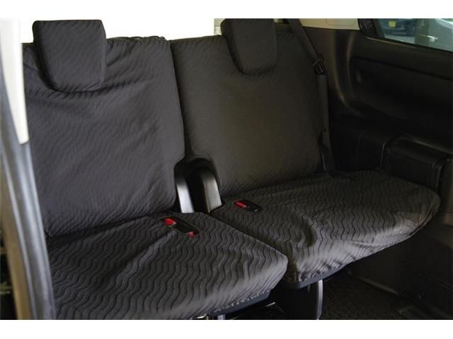 Toyota NOAH 2014-10 7930-15