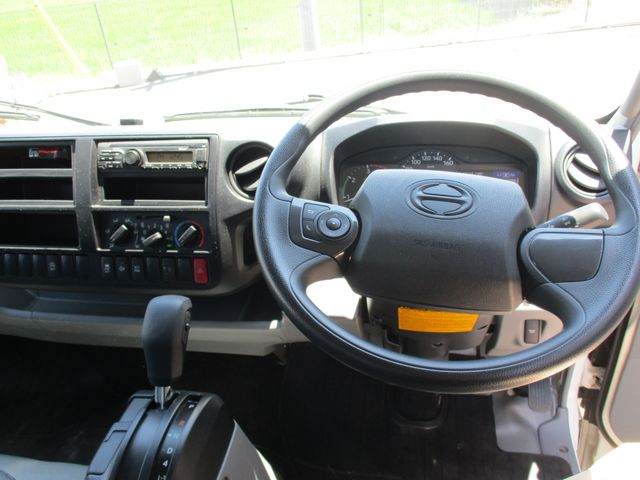 Hino DUTRO 2020-10 4390-12