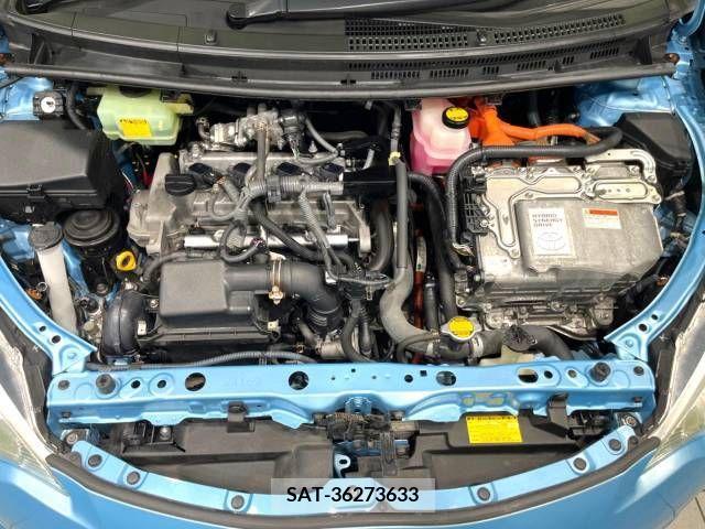 Toyota AQUA 2012-08 347249-17