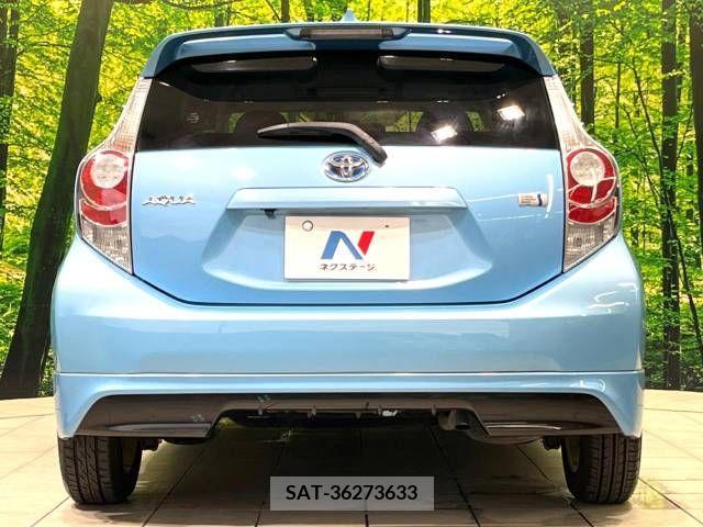 Toyota AQUA 2012-08 347249-14