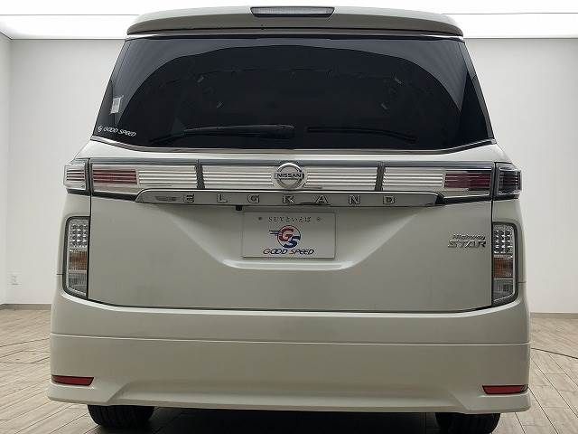 Nissan ELGRAND 2014-02 21194-17
