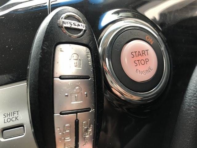 Nissan ELGRAND 2014-02 21194-4