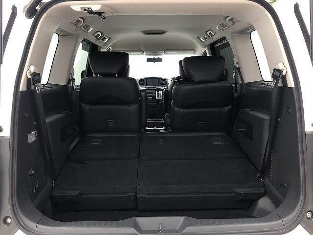 Nissan ELGRAND 2014-02 21194-19
