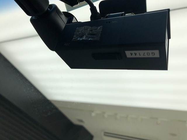 Nissan ELGRAND 2014-02 21194-6