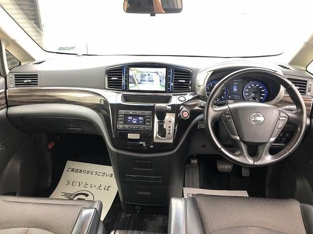 Nissan ELGRAND 2014-02 21194-1