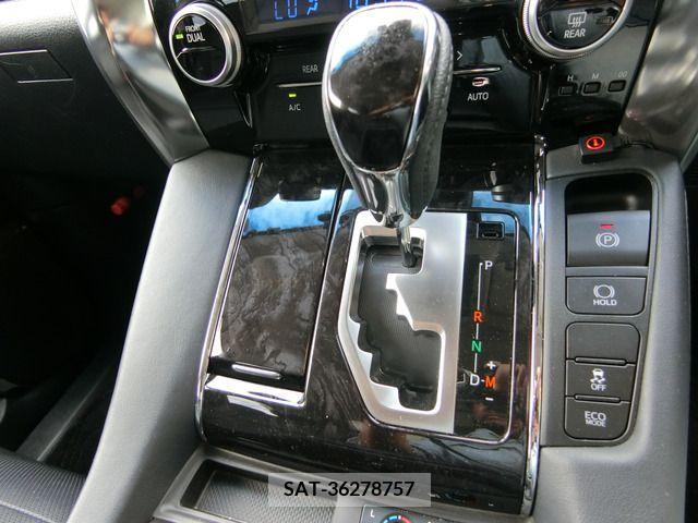Toyota VELLFIRE 2018-11 369753-14