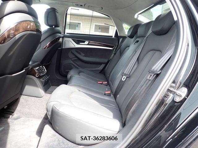 Audi A8 2016-06 317805-10