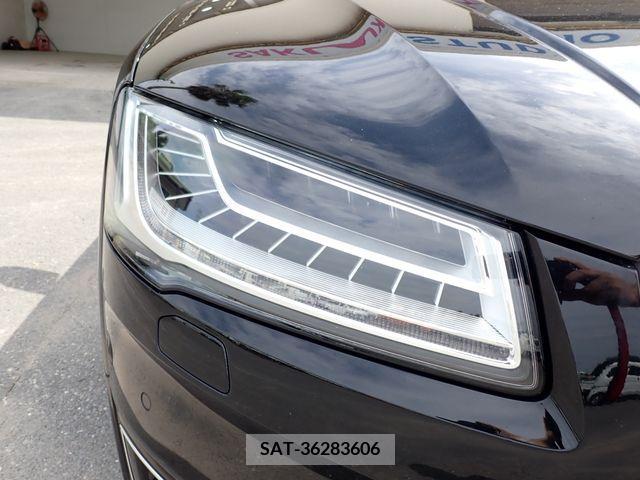 Audi A8 2016-06 317805-25