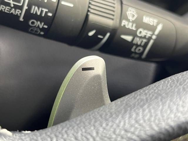 Honda N BOX CUSTOM 2018-03 196147-7