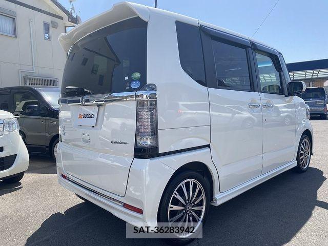 Honda N BOX CUSTOM 2016-03 242109-8