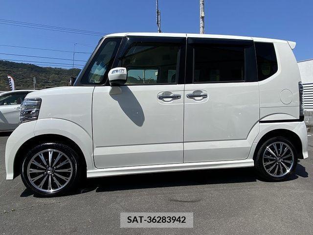Honda N BOX CUSTOM 2016-03 242109-4