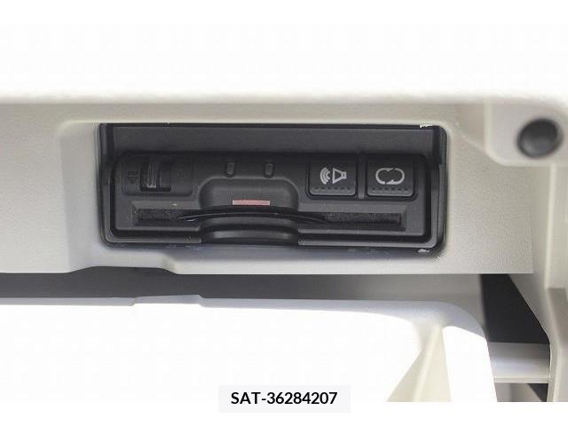 Nissan SERENA 2020-03 209360-4