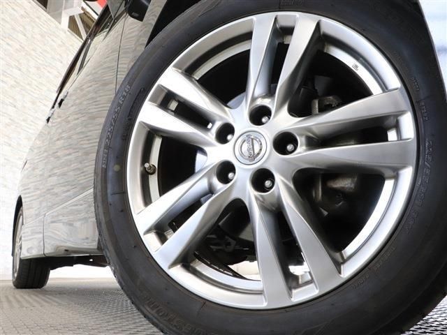 Nissan ELGRAND 2012-03 652-19
