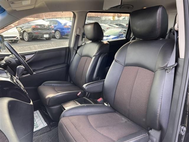 Nissan ELGRAND 2012-03 652-15