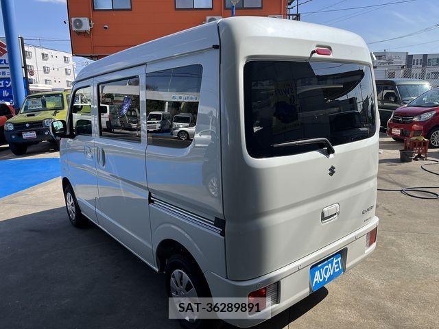 Suzuki EVERY 2024-02 214127-1