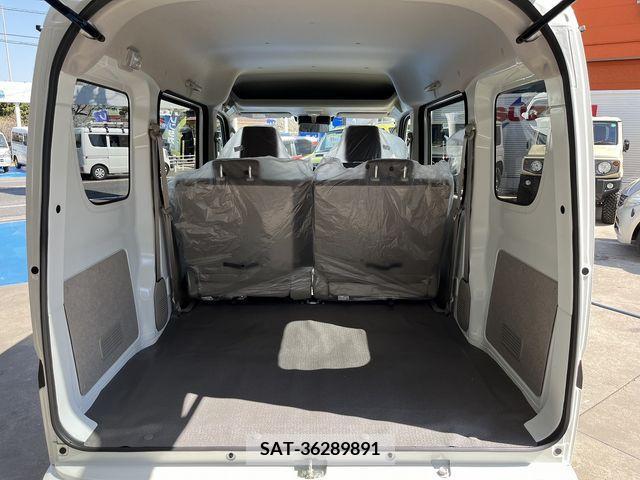 Suzuki EVERY 2024-02 214127-4