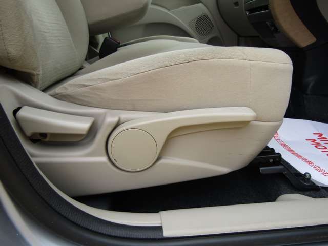 Mitsubishi COLT 2010-09 10233-10