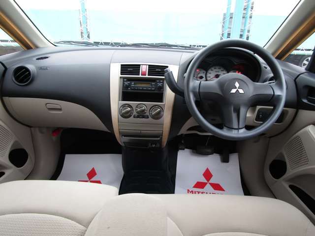 Mitsubishi COLT 2010-09 10233-12