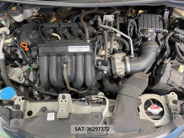 Honda FIT 2013-10 327401-18