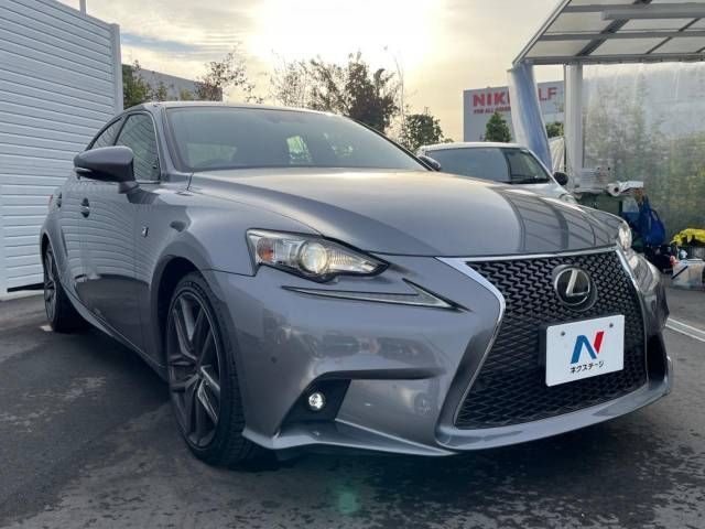 Lexus IS 2015-10 26834-16