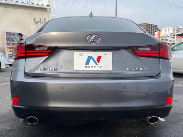Lexus IS 2015-10 26834-15