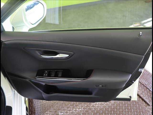 Toyota CROWN SEDAN 2020-04 182404-23