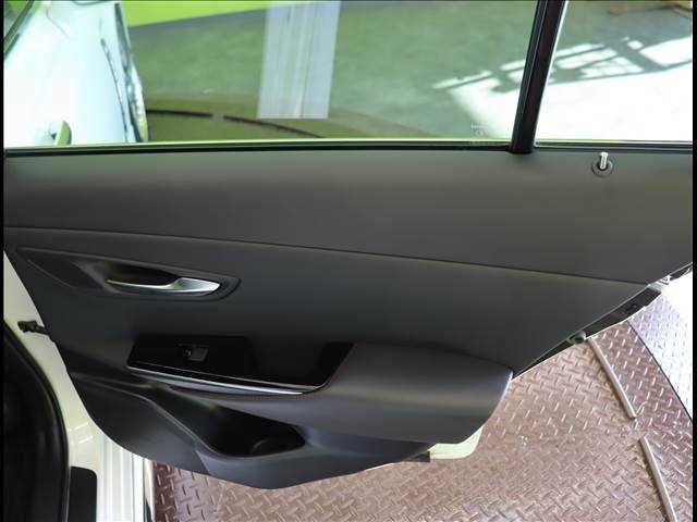 Toyota CROWN SEDAN 2020-04 182404-26