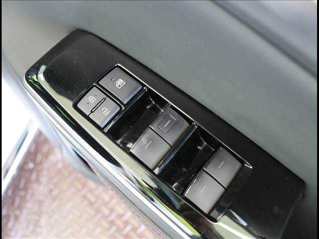Toyota CROWN SEDAN 2020-04 182404-18