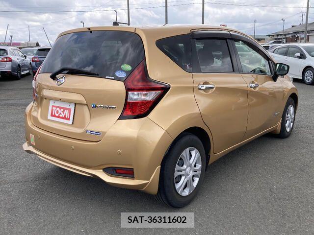 Nissan NOTE 2017-03 279937-1
