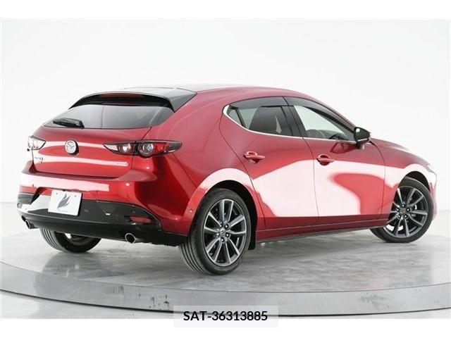 Mazda MAZDA3 2019-06 221793-2
