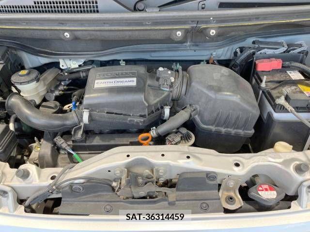 Honda N BOX 2016-02 306643-17