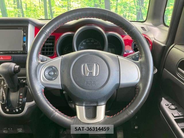 Honda N BOX 2016-02 306643-10