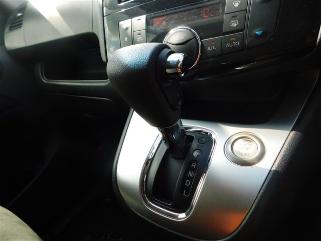 Nissan SERENA 2015-11 4340-10