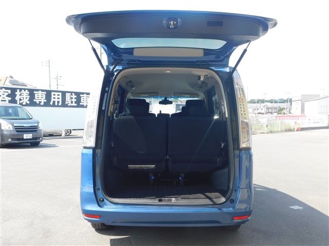 Nissan SERENA 2015-11 4340-8