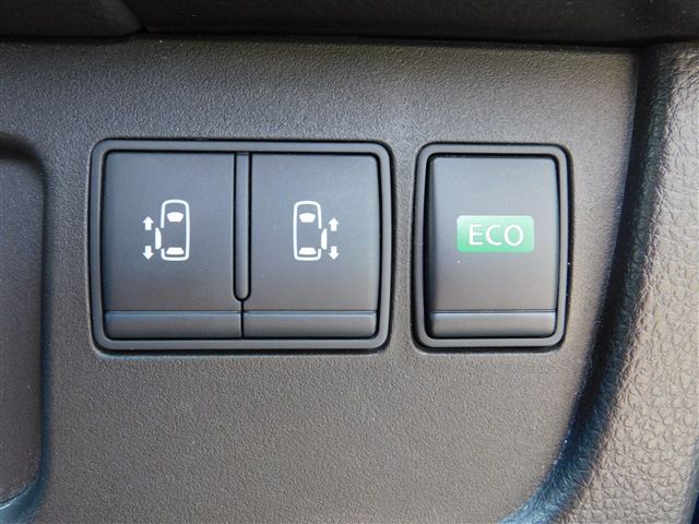 Nissan SERENA 2015-11 4340-14