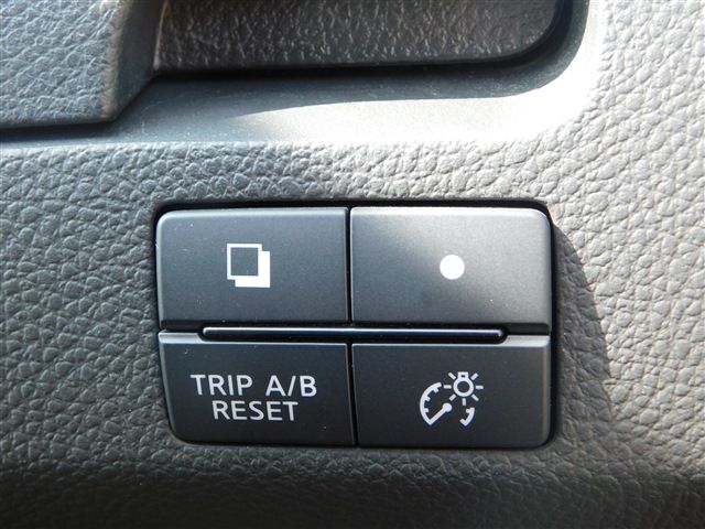 Nissan SERENA 2015-11 4340-13