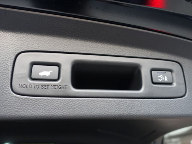Honda VEZEL 2023-10 19504-6