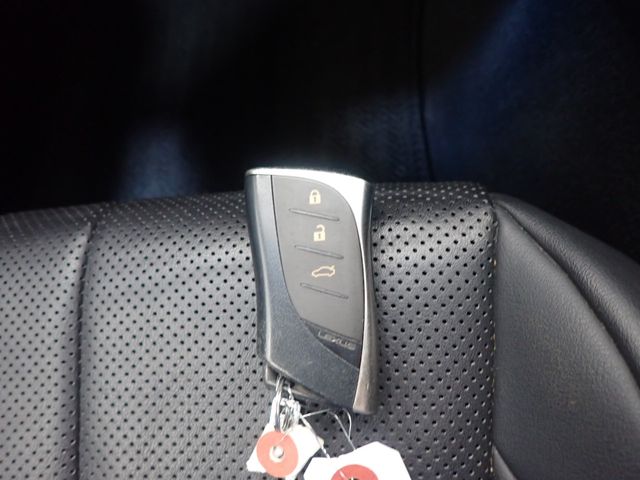 Lexus ES 2019-04 2512-28