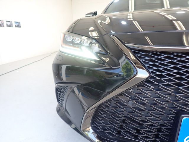 Lexus ES 2019-04 2512-9