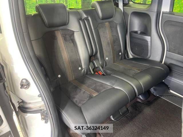 Honda N BOX 2019-10 278832-9