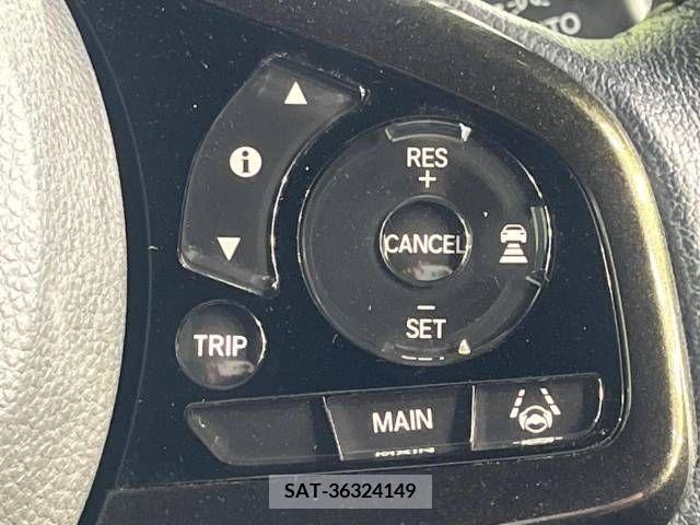 Honda N BOX 2019-10 278832-6