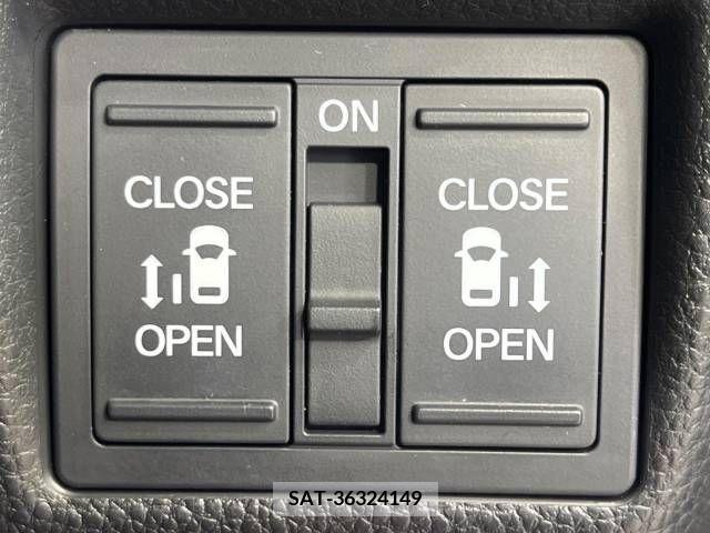Honda N BOX 2019-10 278832-4
