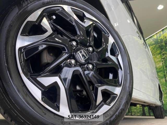 Honda N BOX 2019-10 278832-13